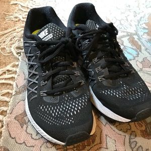 Black Nike Gym Shoes